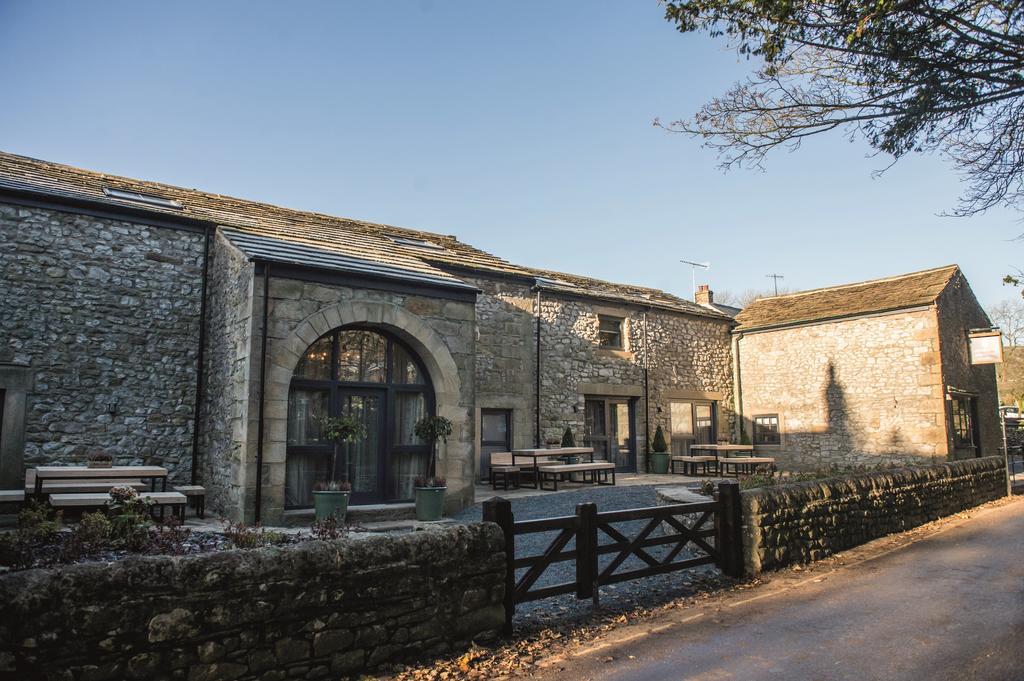 The Lister Arms Hotel Malham Bagian luar foto